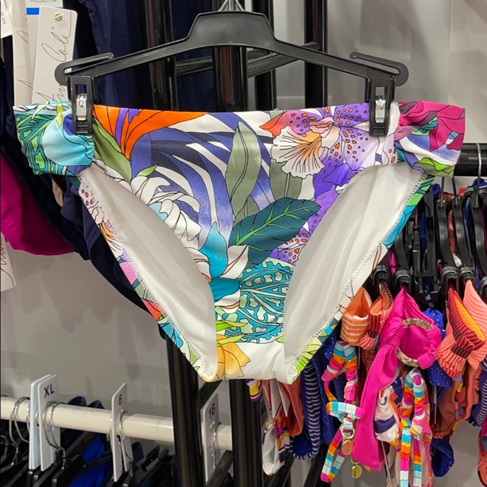 NWT Trina Turk TT0AA90 Bottom